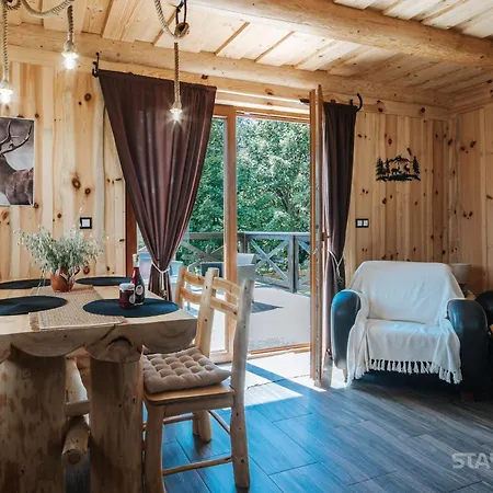 샬레 Sauna & Jacuzzi *